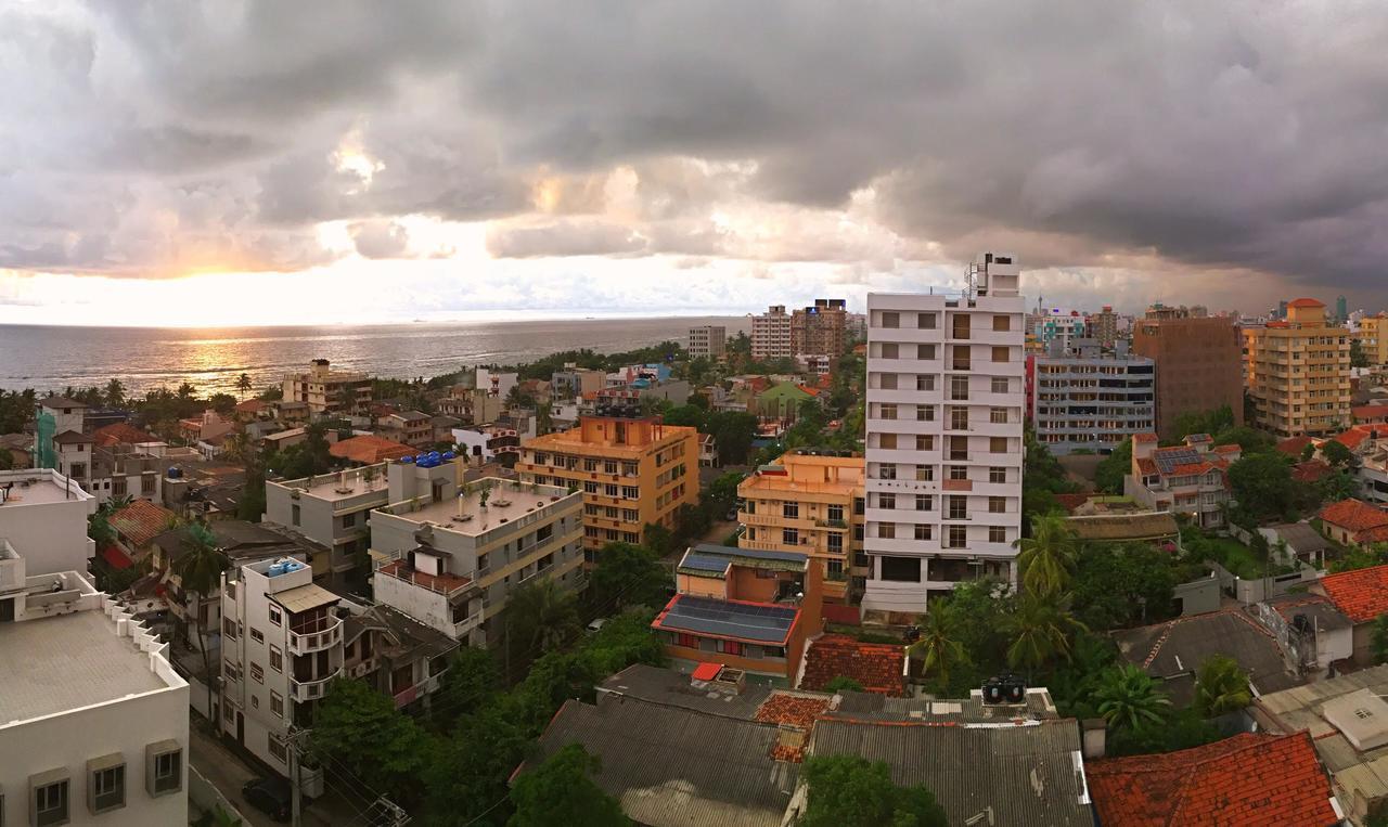 City Tower, Luxury 2 Two Bed Seaview Apartment Colombo Dehiwala-Mount Lavinia Bagian luar foto