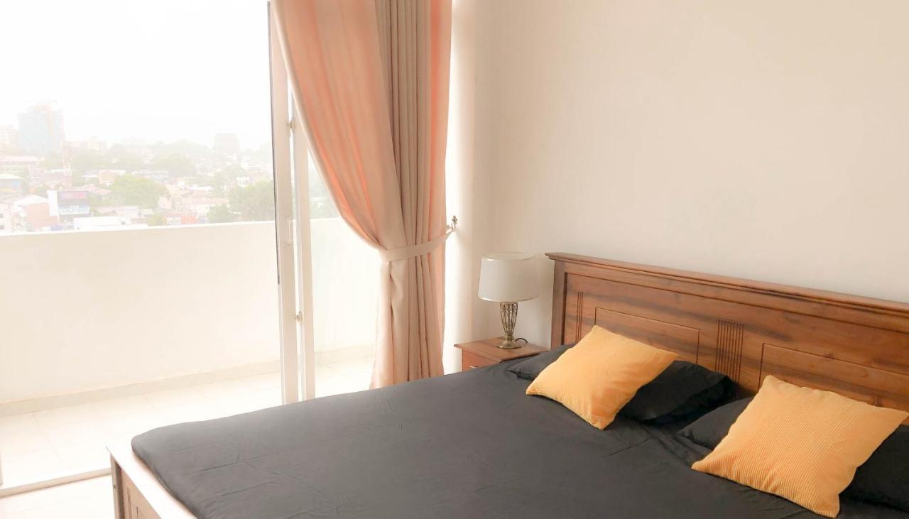 City Tower, Luxury 2 Two Bed Seaview Apartment Colombo Dehiwala-Mount Lavinia Bagian luar foto